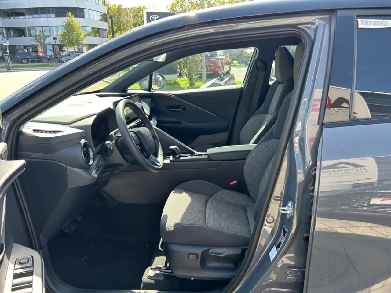 Toyota C-HR 1,8L Hybrid Teamplayer + Technik-Paket, миниатюра 11