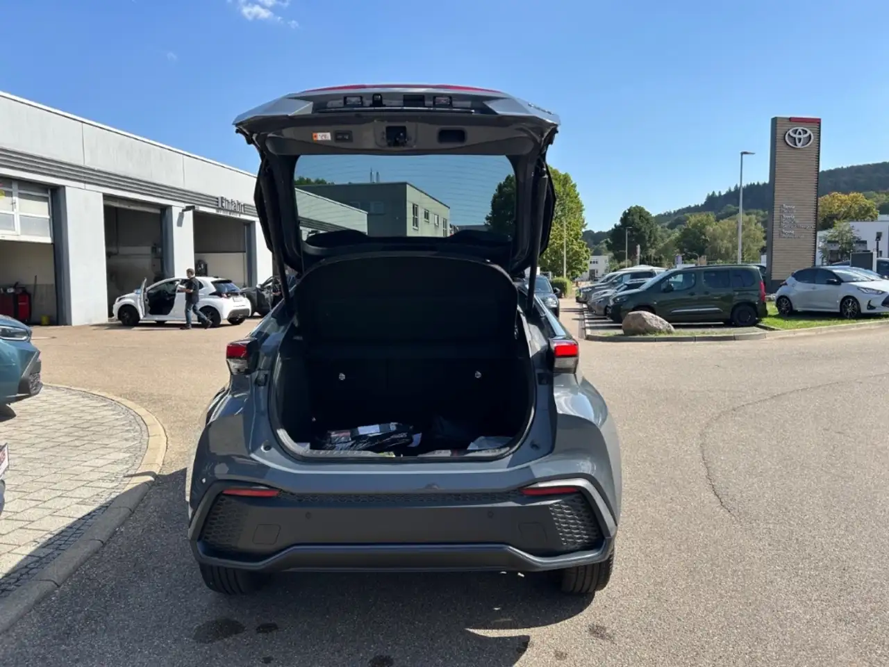 Toyota C-HR 1,8L Hybrid Teamplayer + Technik-Paket, миниатюра 9