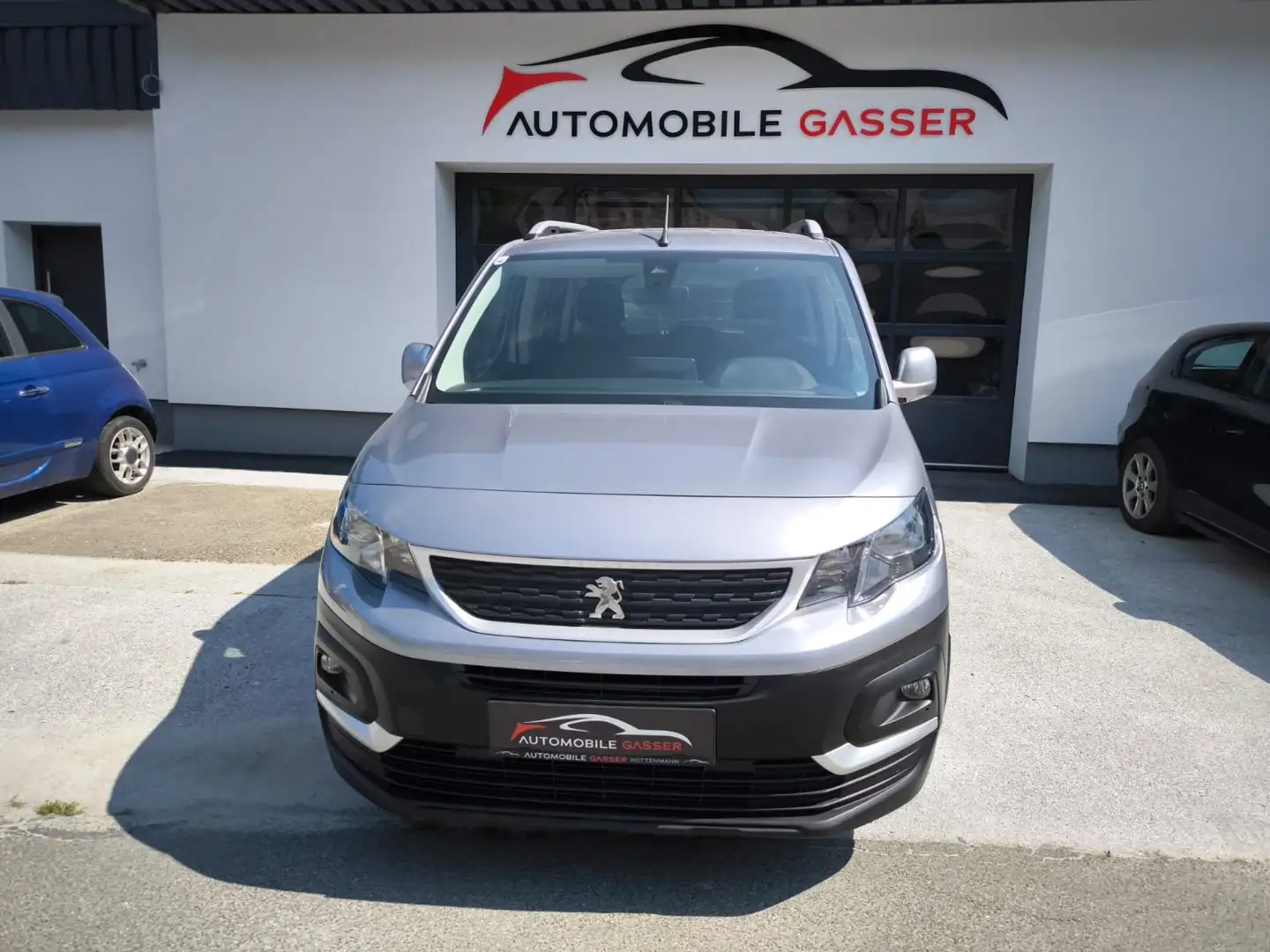 Peugeot Rifter 1,5 BlueHDI 130 S&S Active L2 *Lang*7 Sitzer* Grau - 2