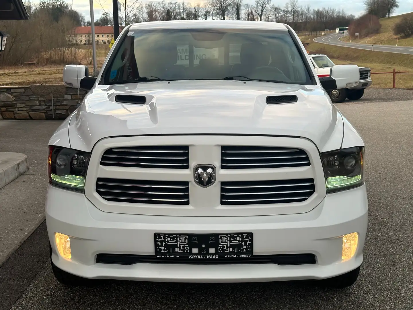 Dodge RAM Ram 1500 Sport Quad Cab 5,7 Hemi 4x4 Weiß - 2