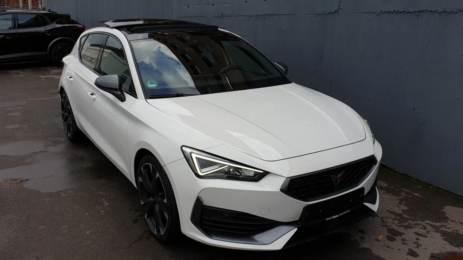 CUPRA Leon 1.4 e-HYBRID DSG Pano/SSL/ACC/Kamera Weiß - 2