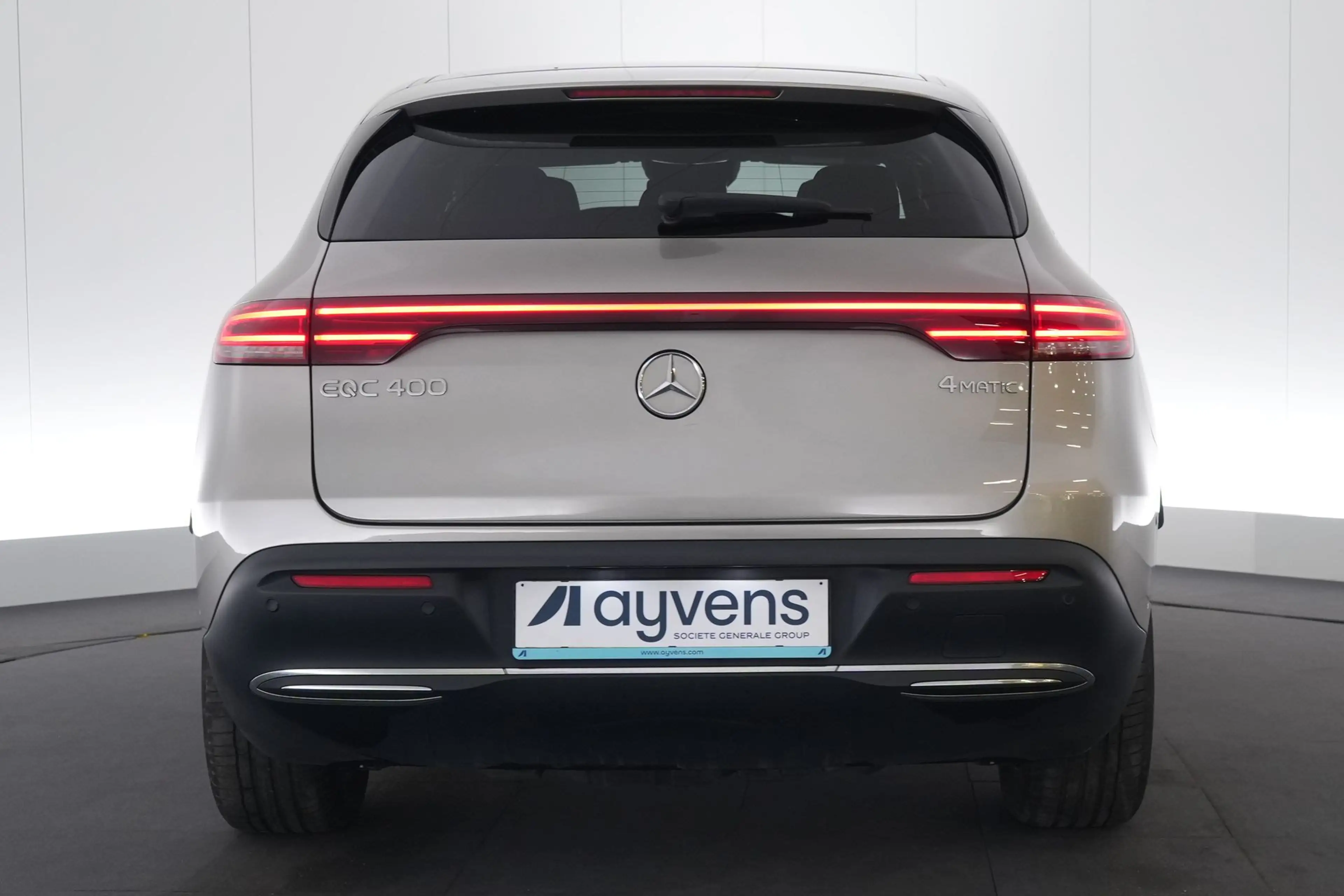 Mercedes-Benz EQC 400 4-Matic Business Line LEDER/CUIR LED GPS PDC CAM B — photo 8
