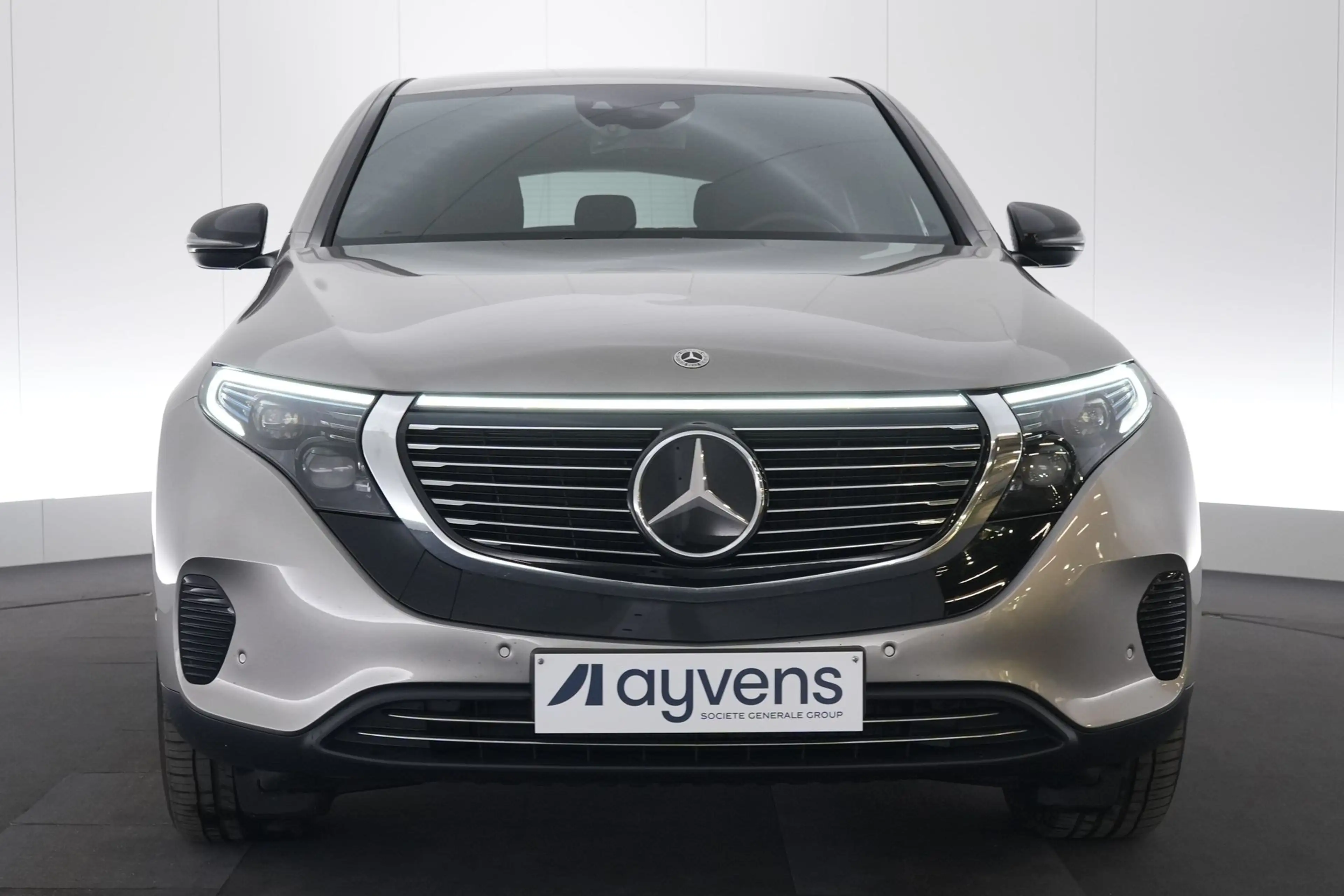 Mercedes-Benz EQC 400 4-Matic Business Line LEDER/CUIR LED GPS PDC CAM B — photo 2