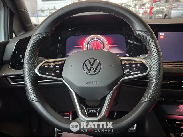 Volkswagen Golf view 10