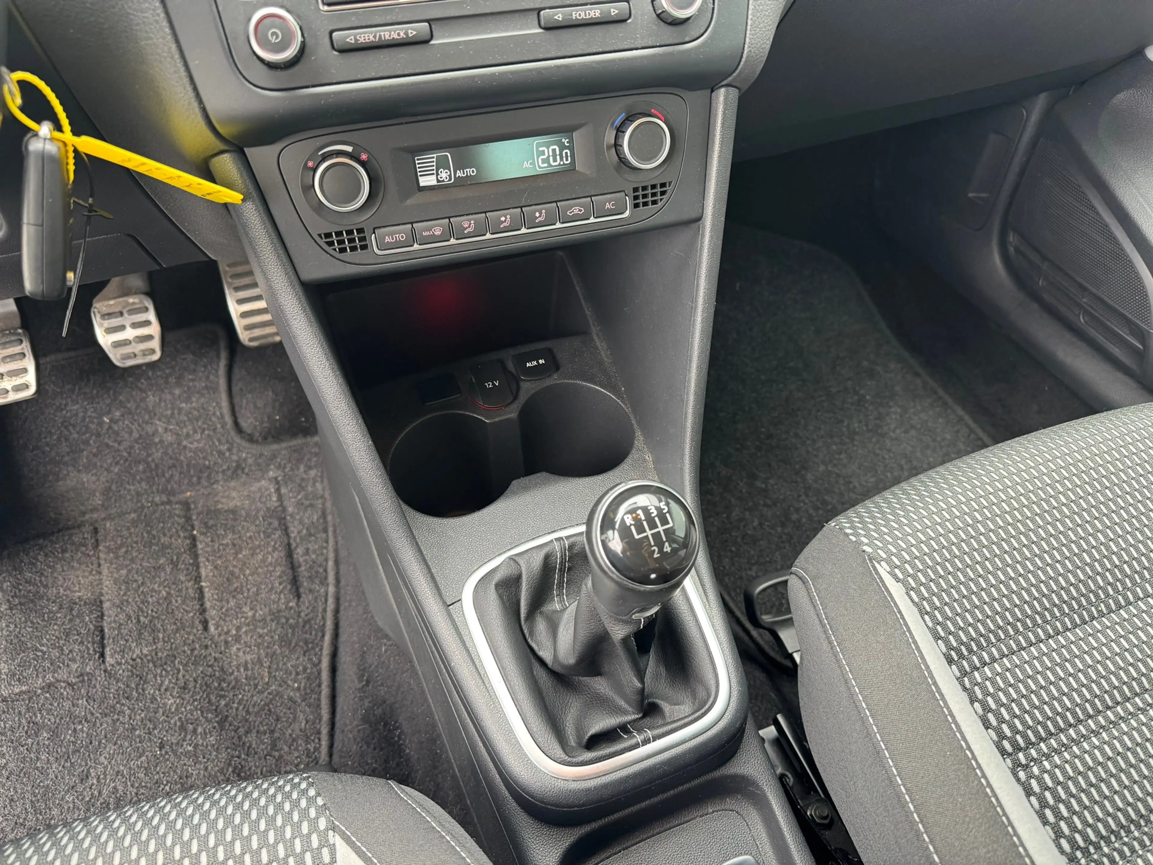 Volkswagen Polo Cross 1.2 TSI , cruise control — photo 12