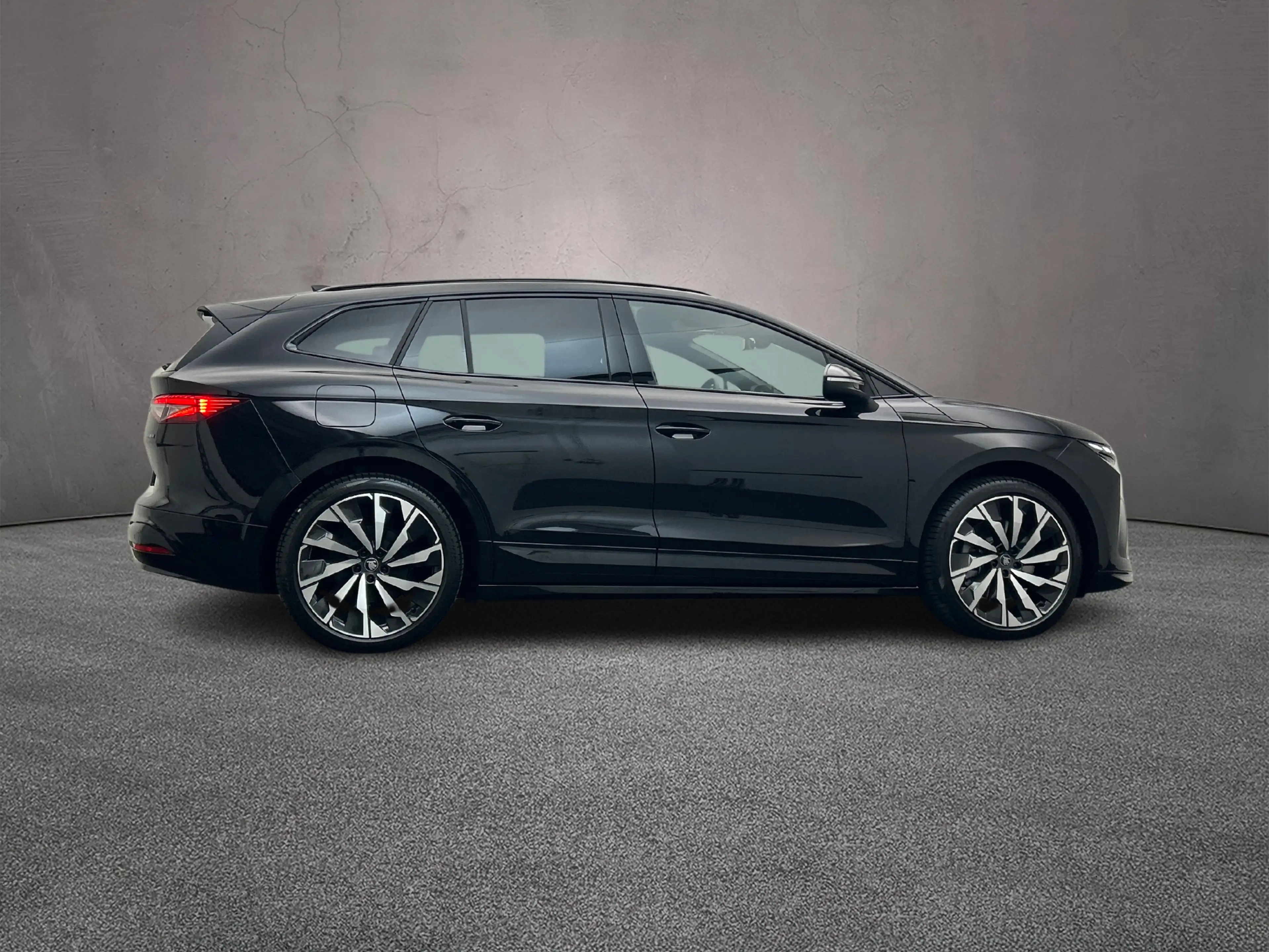 Skoda Enyaq Elektromotor 82 kWh 286pk Sportline Tour Edition — photo 8
