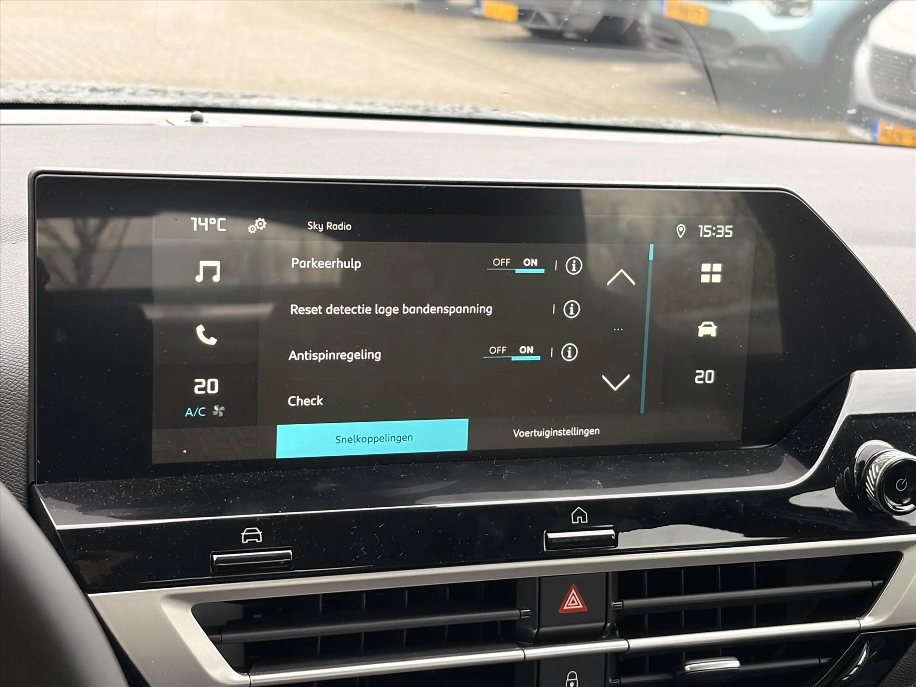 Citroen E-C4 Electric EV I DEMO DEAL I 50kWh 136pk You 3-Fase | Aircondi — photo 12