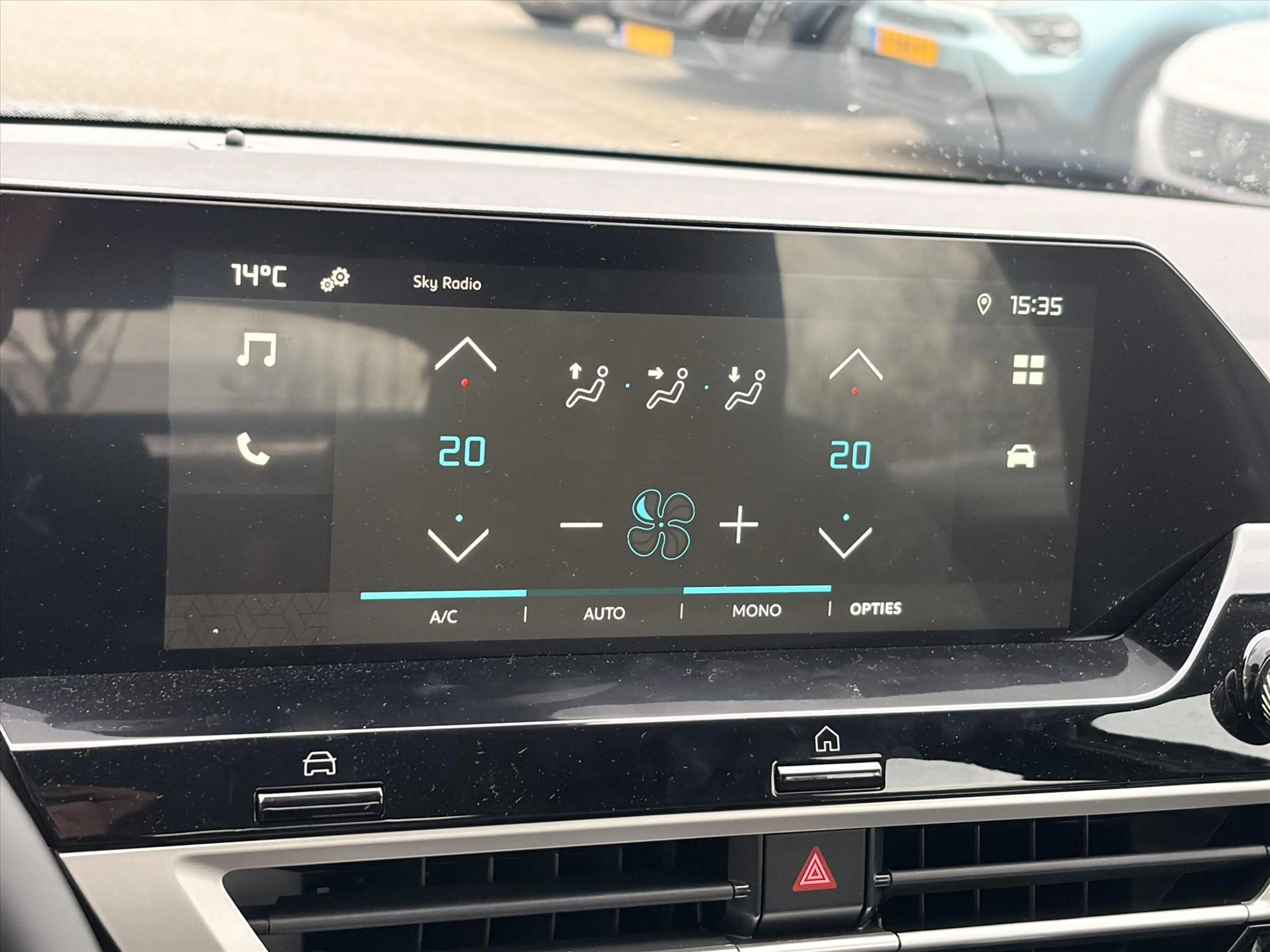Citroen E-C4 Electric EV I DEMO DEAL I 50kWh 136pk You 3-Fase | Aircondi — photo 11