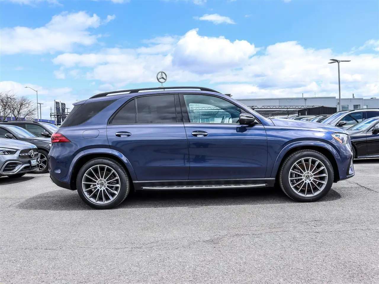 Mercedes-Benz GLE снимка Mercedes-Benz GLE