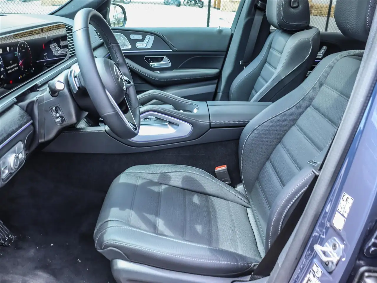 Mercedes-Benz GLE снимка Mercedes-Benz GLE