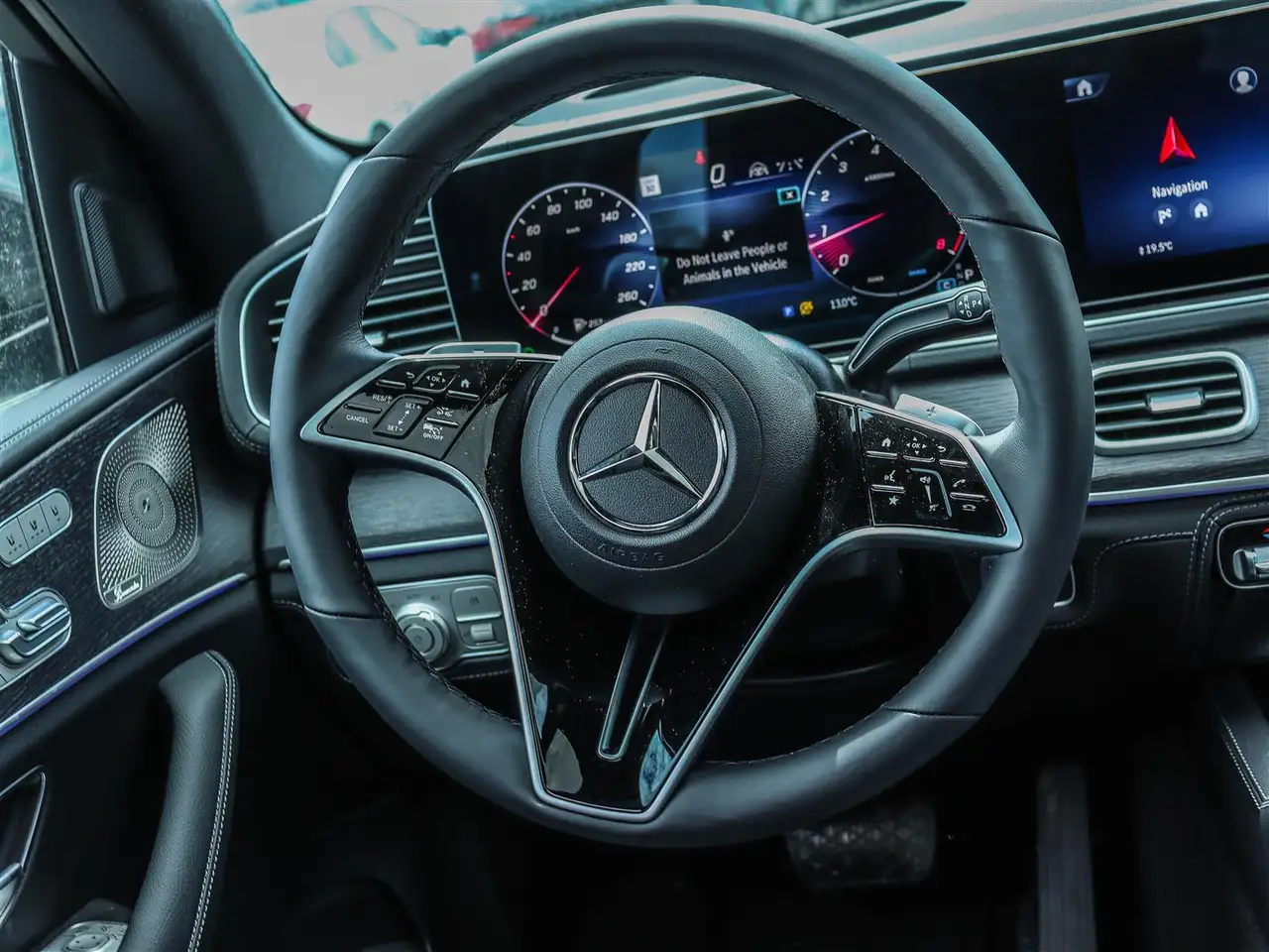 Mercedes-Benz GLE снимка Mercedes-Benz GLE
