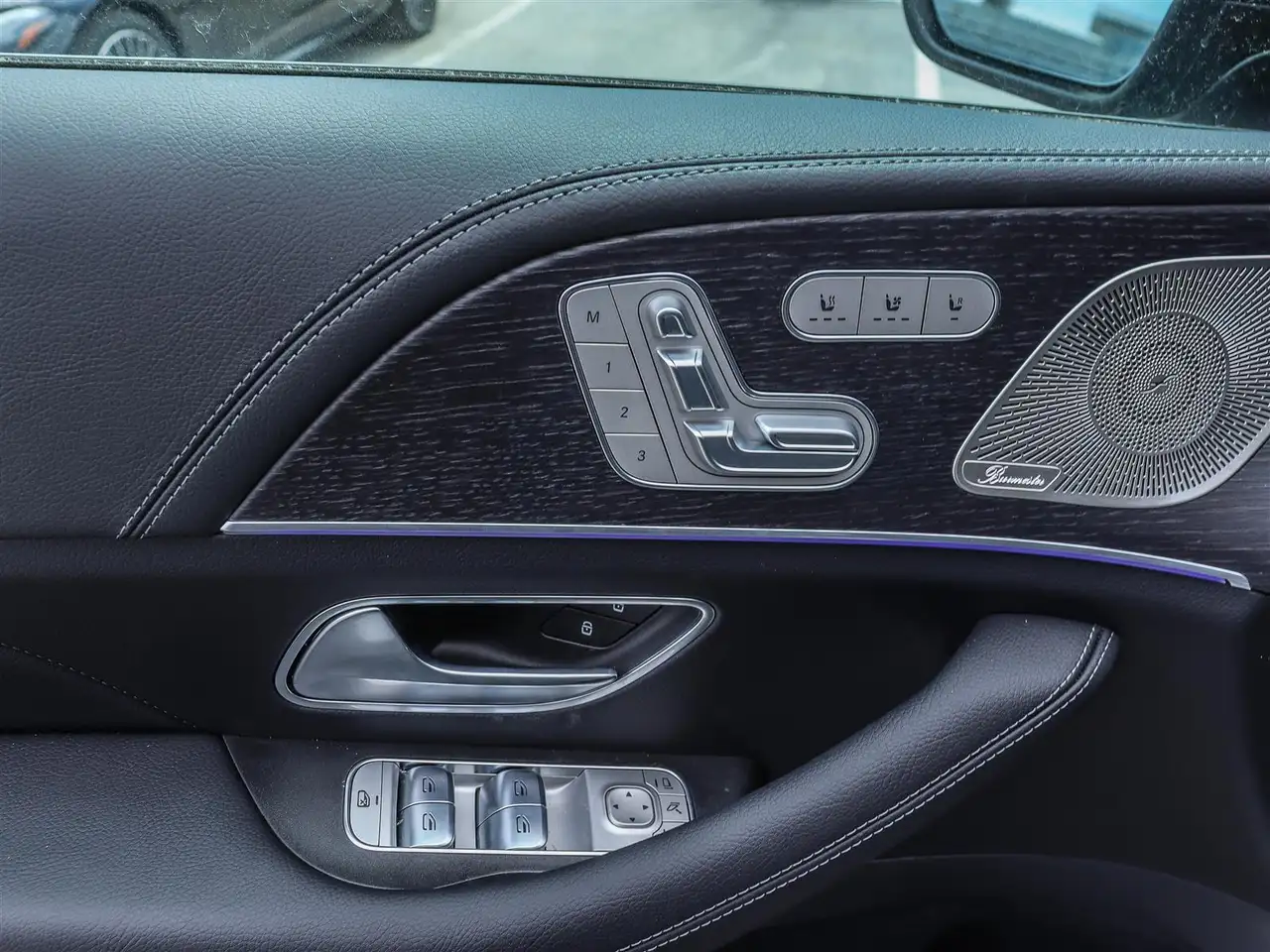 Mercedes-Benz GLE снимка Mercedes-Benz GLE