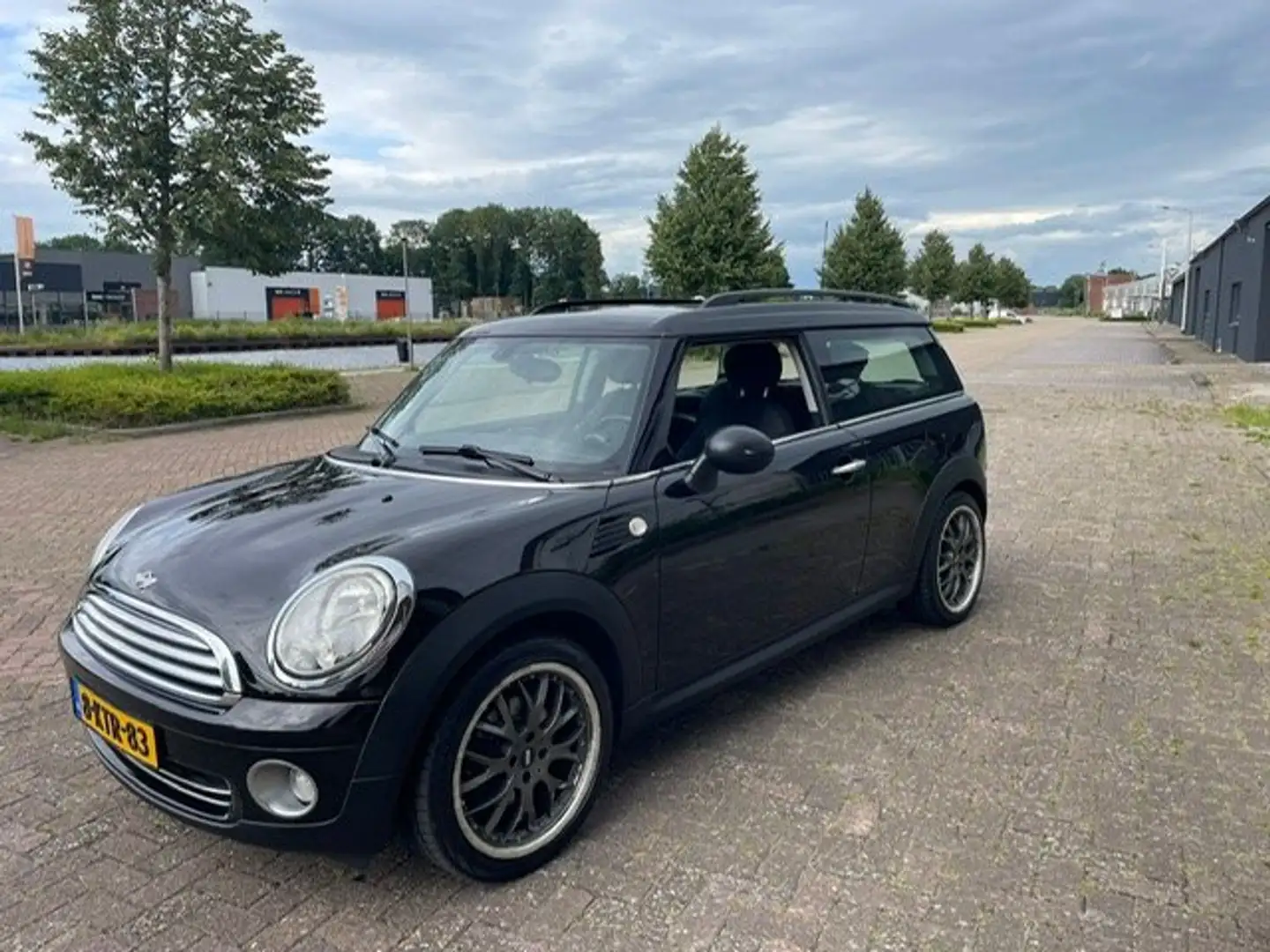 MINI One Clubman One Clubman 1.6 Pepper Černá - 2