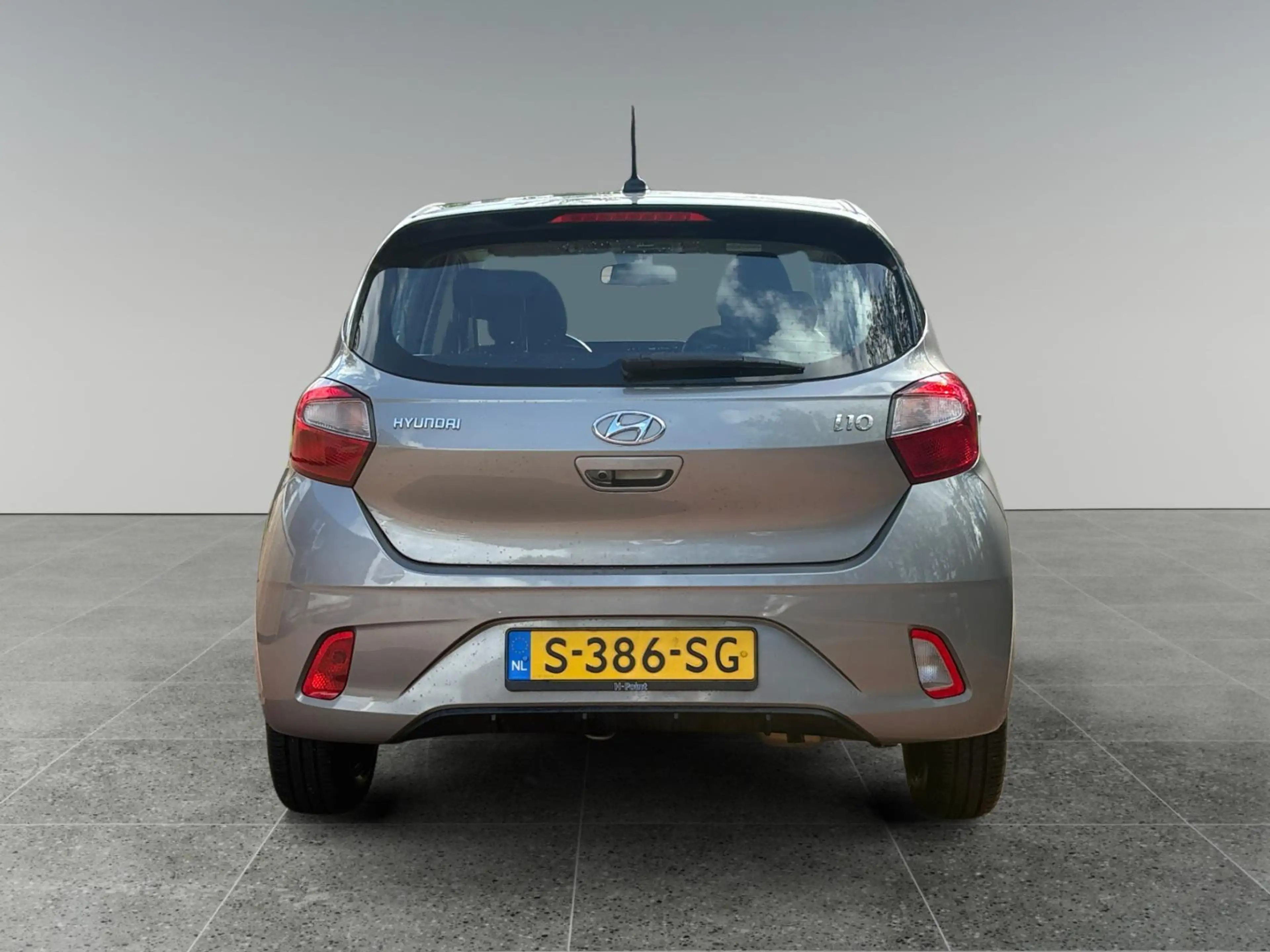 Hyundai i10 Comfort Smart 1.0 MPI 67pk | APPLE CARPLAY / ANDRO — photo 4