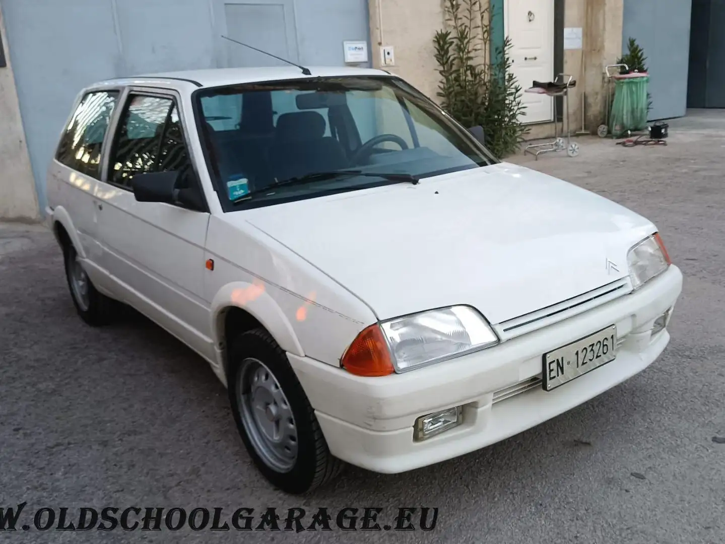 Citroen AX AX 3p 1.4 GT Белый - 2