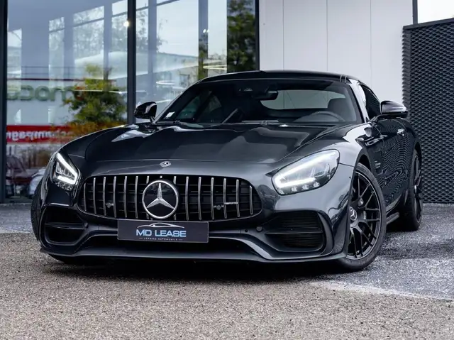 Mercedes-Benz AMG GT V8 BI-TURBO