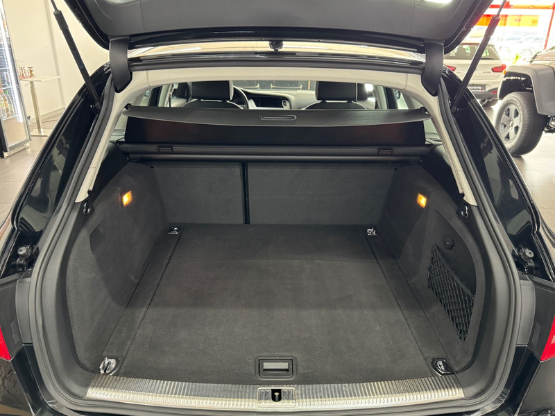 Audi A4 Avant Ambiente XENON/NAVI/PDC/U-FREI/2.HD! — photo 9