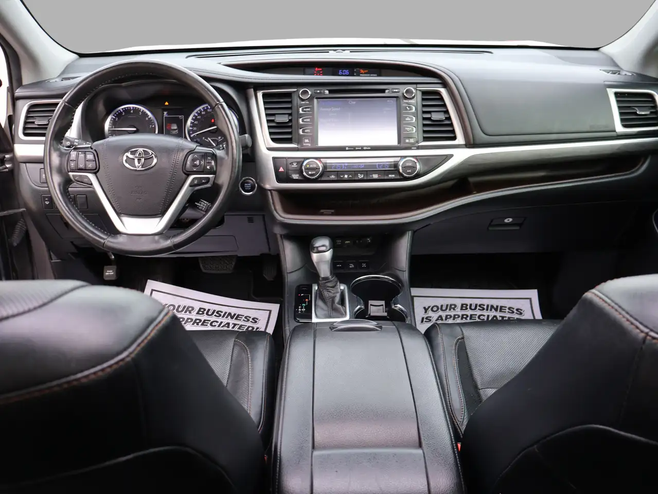 Toyota Highlander снимка Toyota Highlander