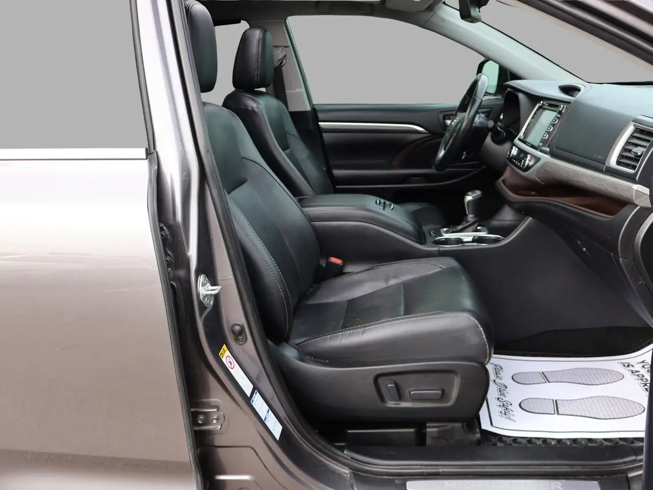 Toyota Highlander снимка Toyota Highlander