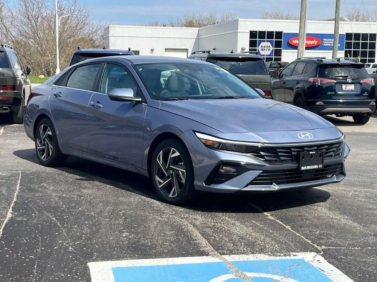 Hyundai ELANTRA снимка Hyundai ELANTRA