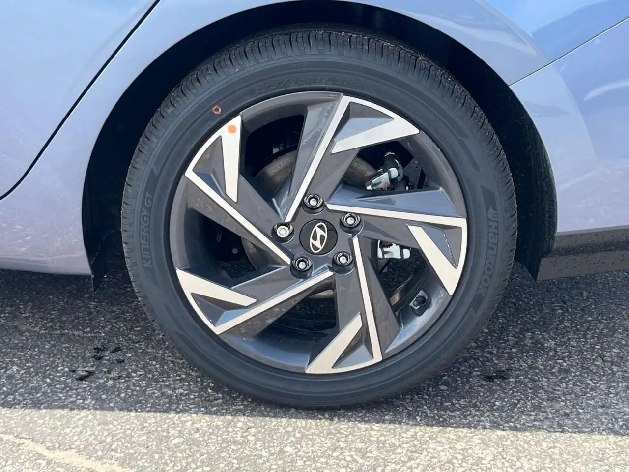 Hyundai ELANTRA снимка Hyundai ELANTRA