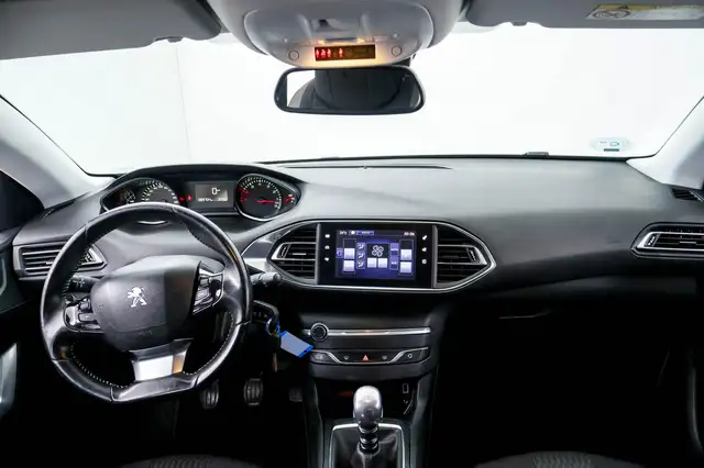 Peugeot 308 SW view 13