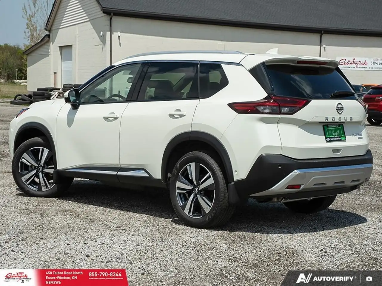 Nissan Rogue снимка Nissan Rogue