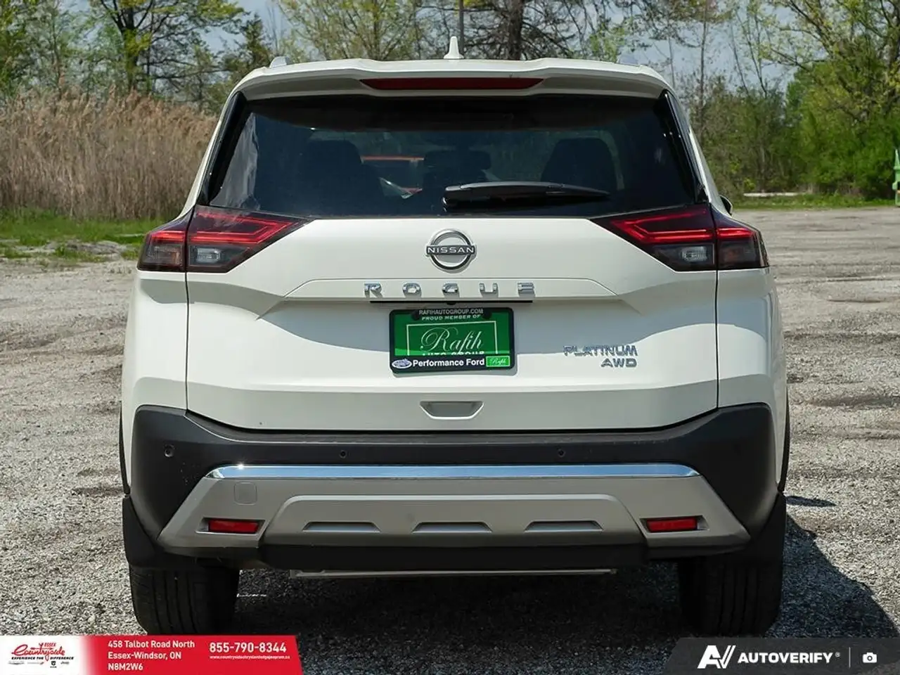 Nissan Rogue снимка Nissan Rogue