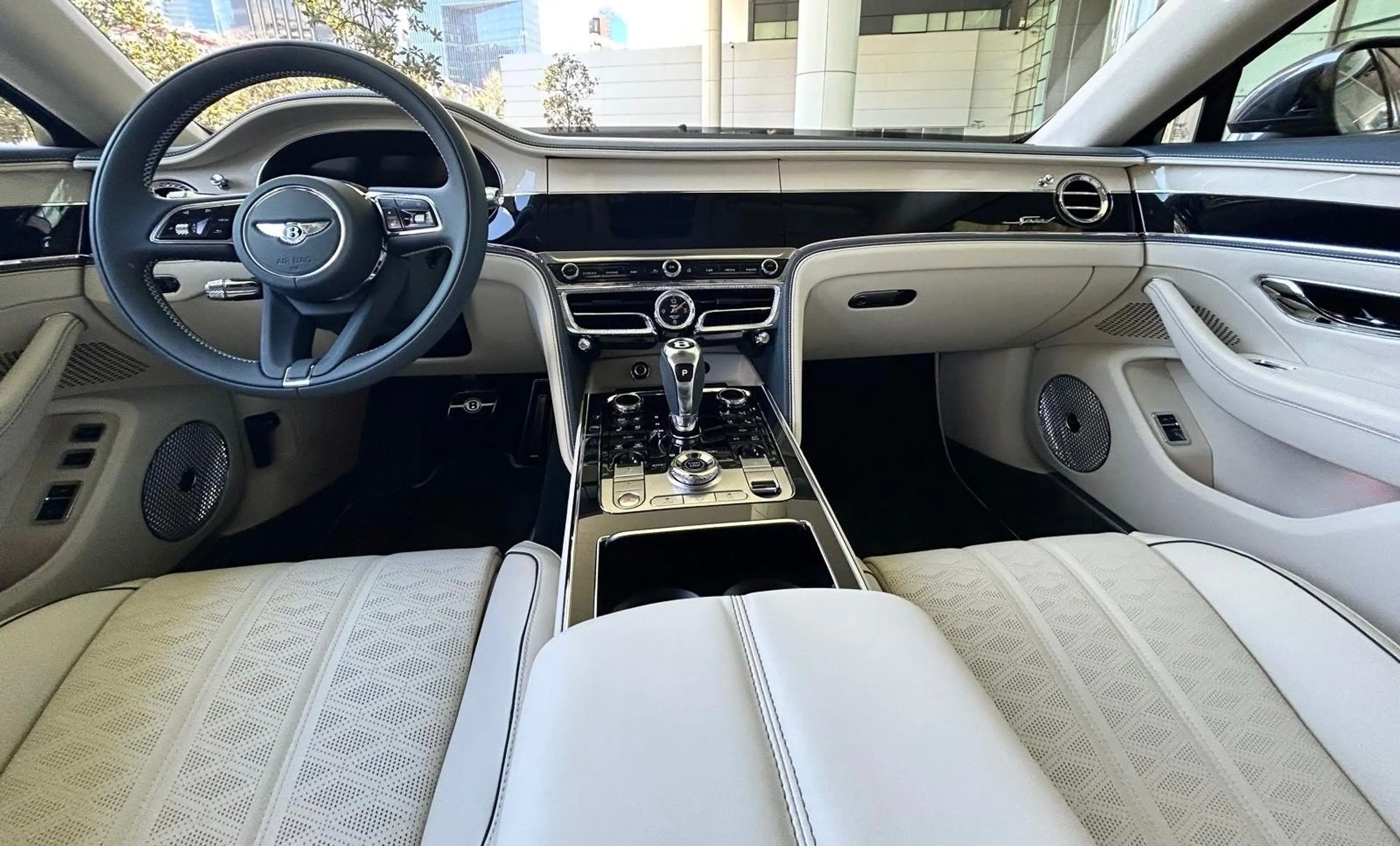 Bentley Flying Spur FLYING SPUR SPEED FIRST EDITION BUSINESS 4SEAT! — photo 7