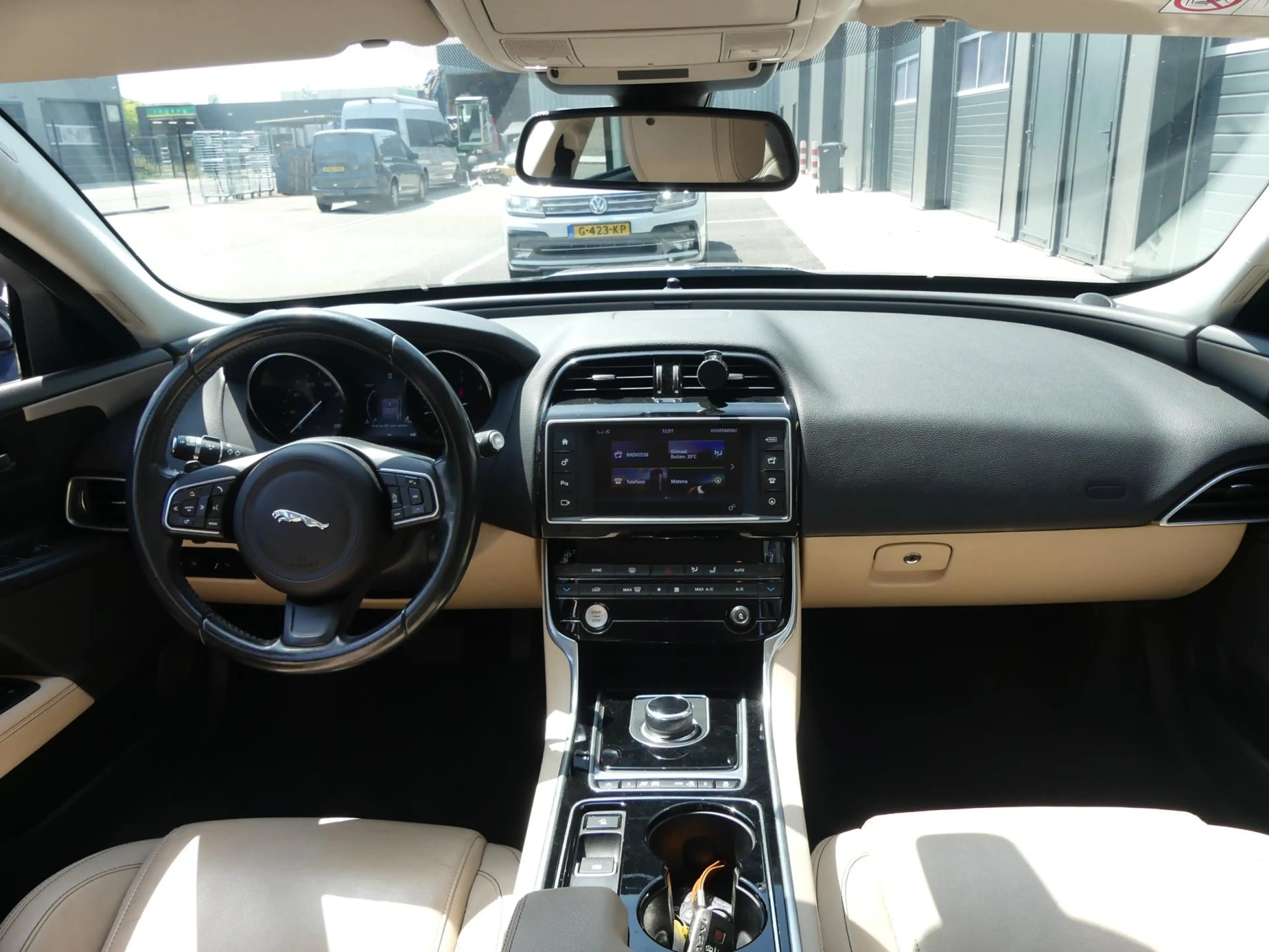 Jaguar XE XF 2.0 D Portfolio AUTOMAAT Leer Navi LMV PDC Came — photo 10