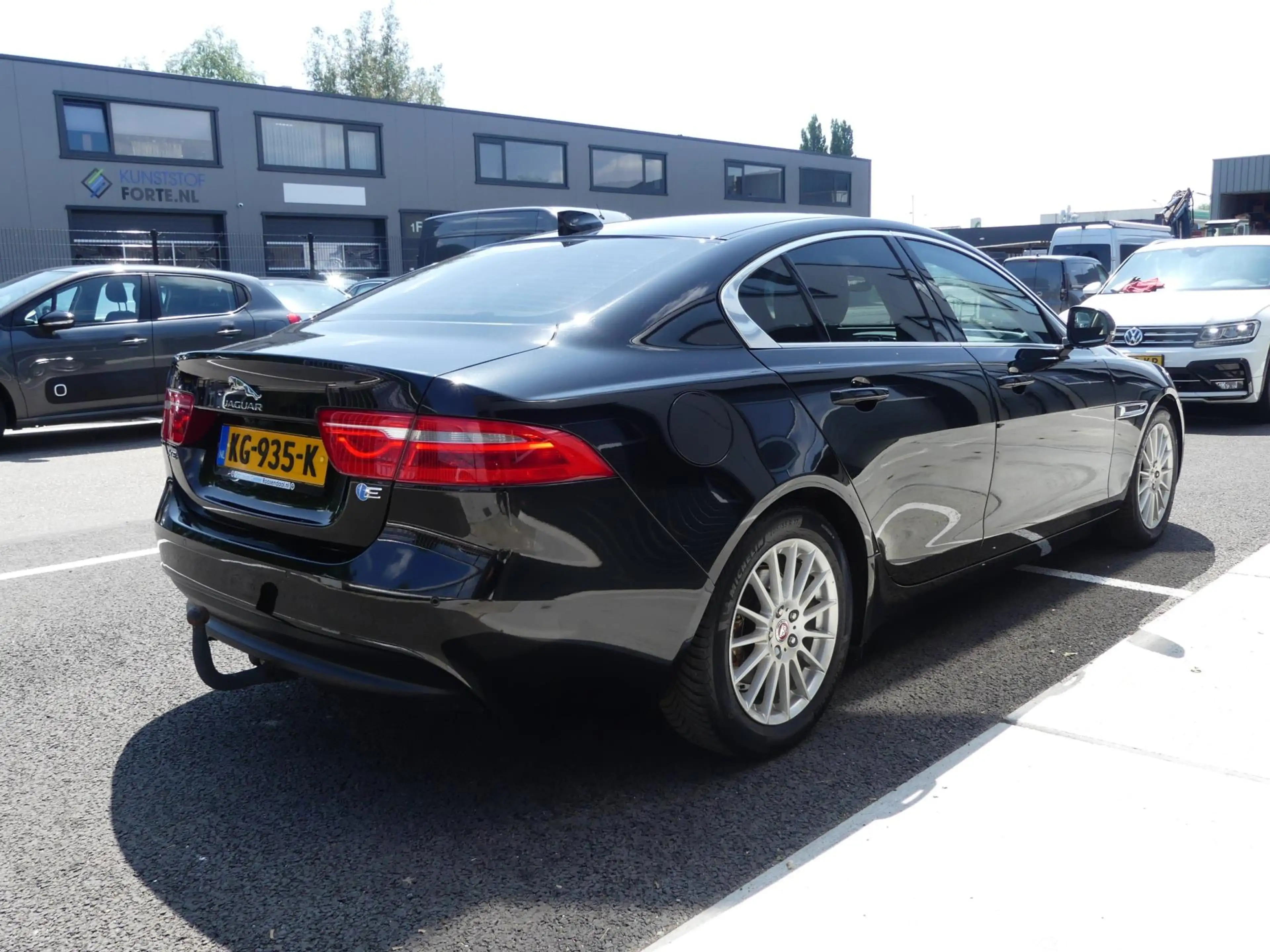 Jaguar XE XF 2.0 D Portfolio AUTOMAAT Leer Navi LMV PDC Came — photo 5