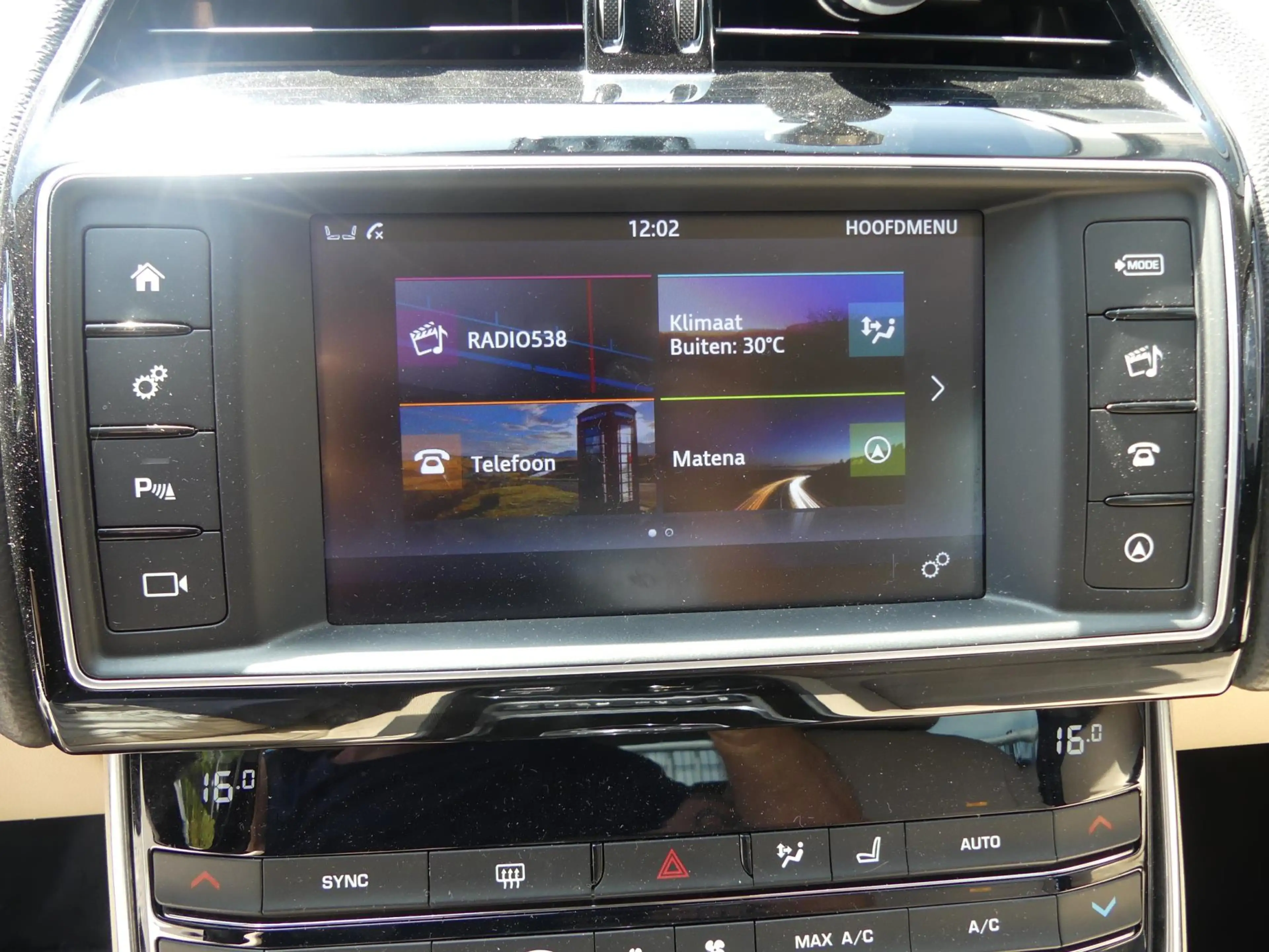 Jaguar XE XF 2.0 D Portfolio AUTOMAAT Leer Navi LMV PDC Came — photo 15