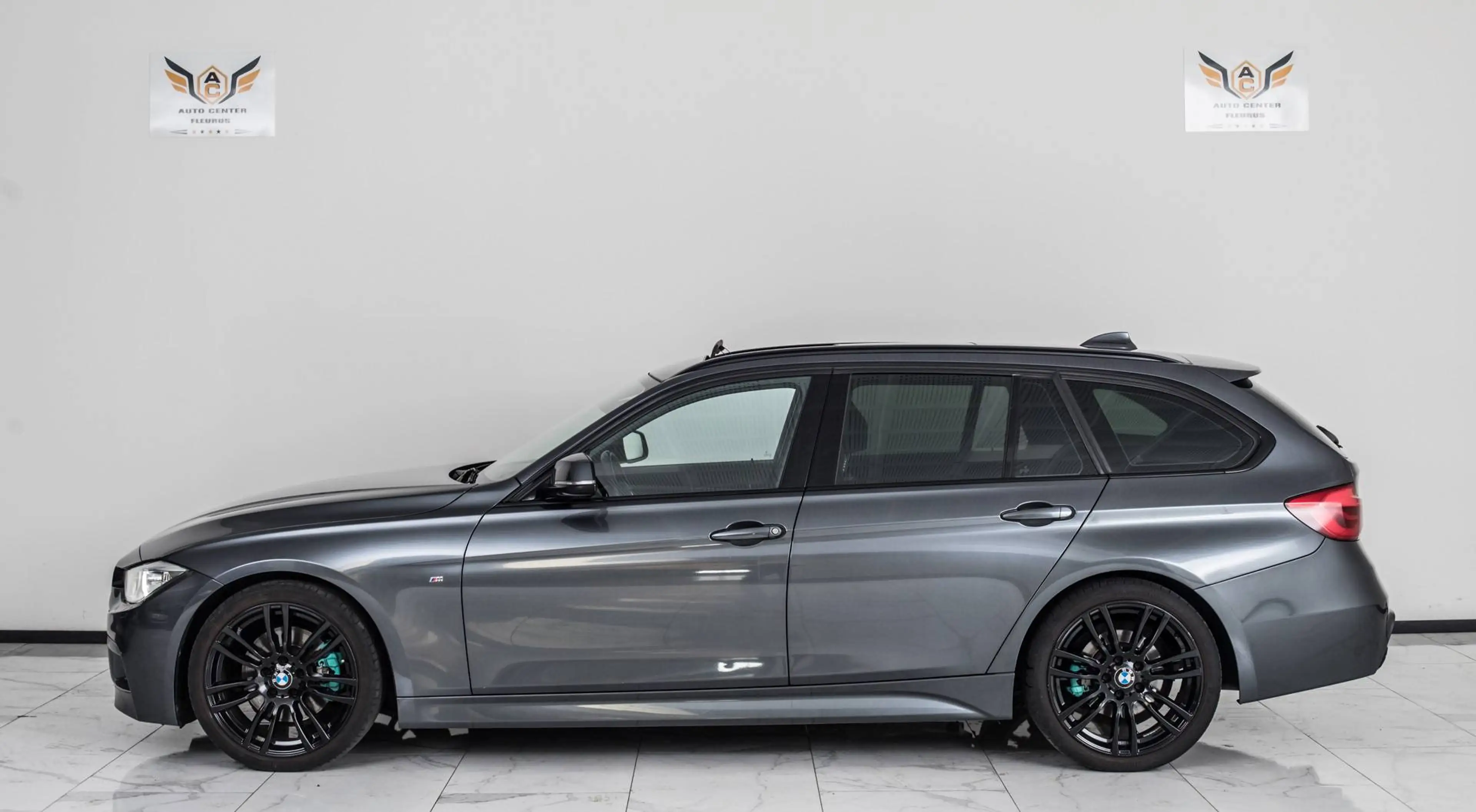BMW 328 Touring 328i PACK M — photo 8