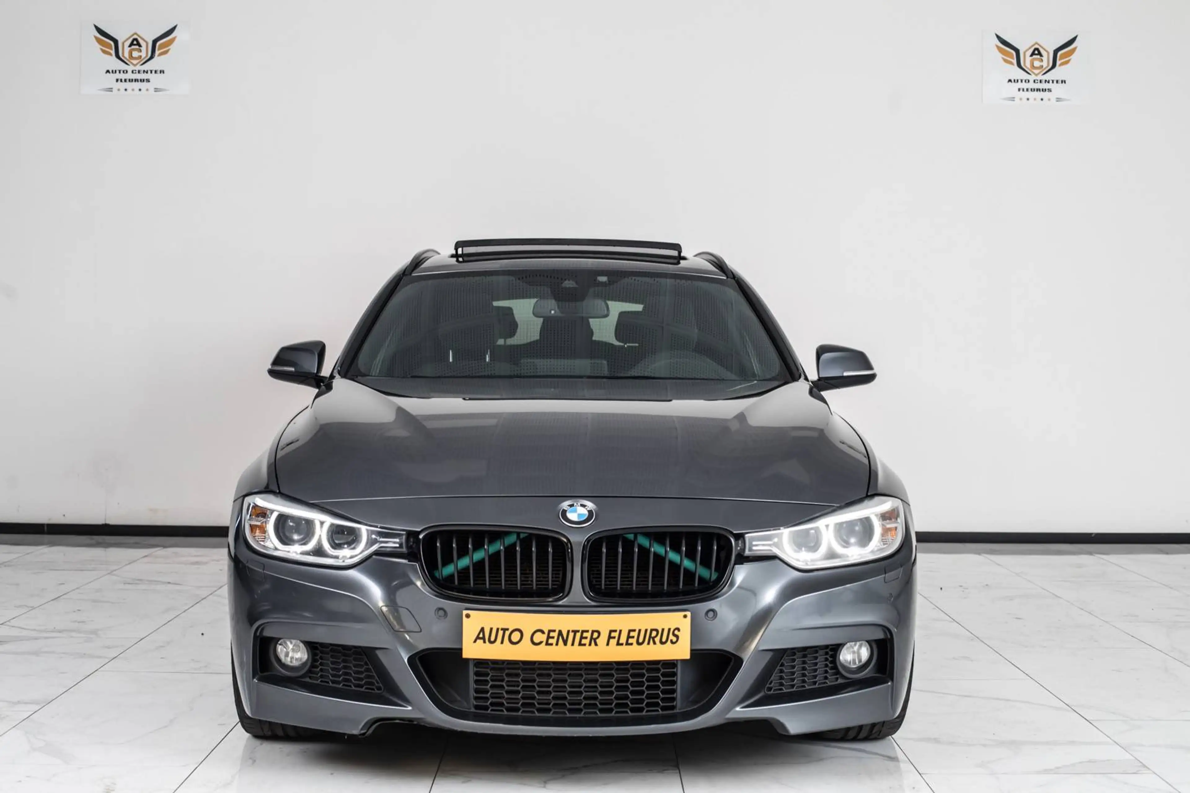 BMW 328 Touring 328i PACK M — photo 3