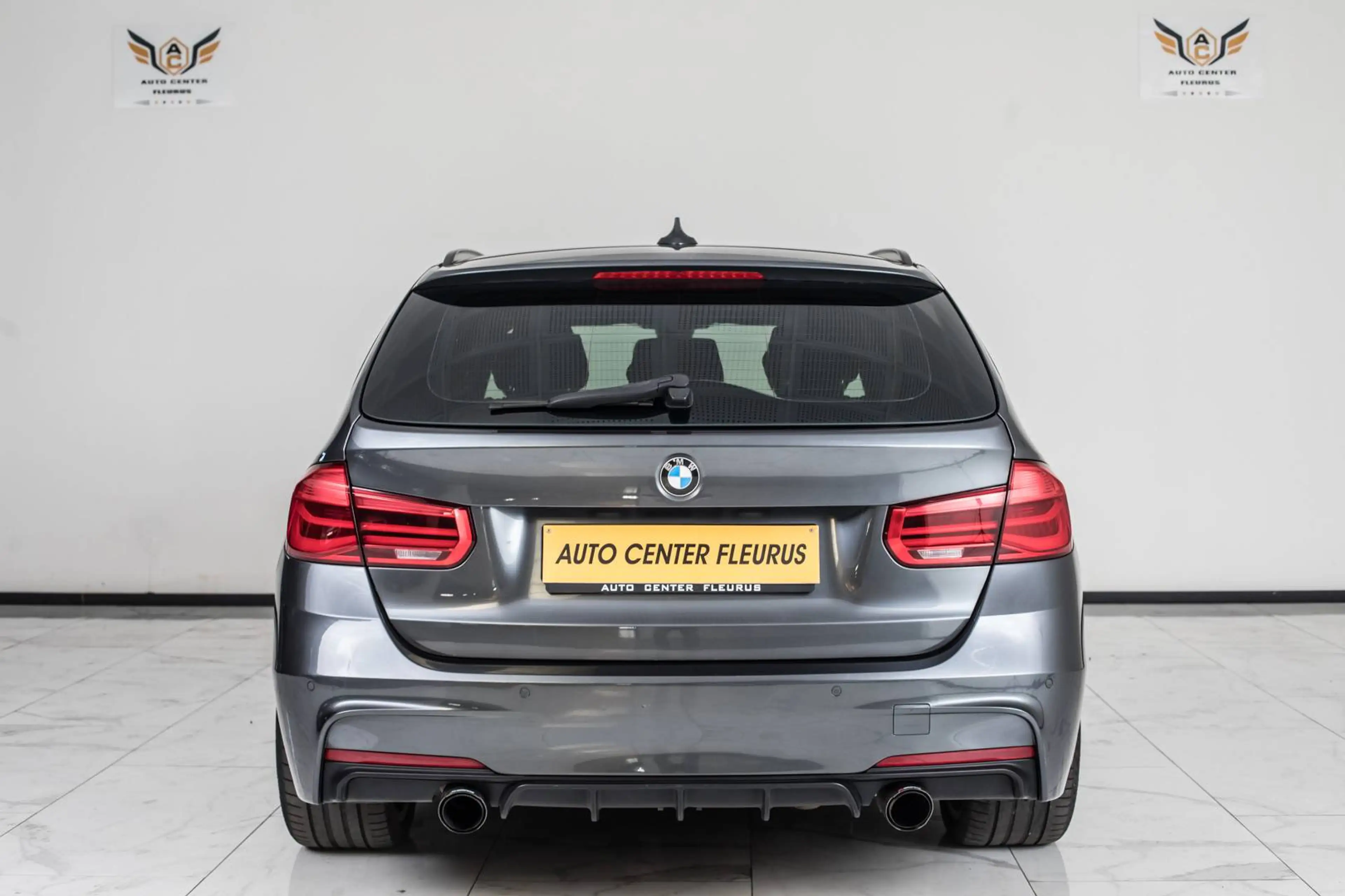 BMW 328 Touring 328i PACK M — photo 6