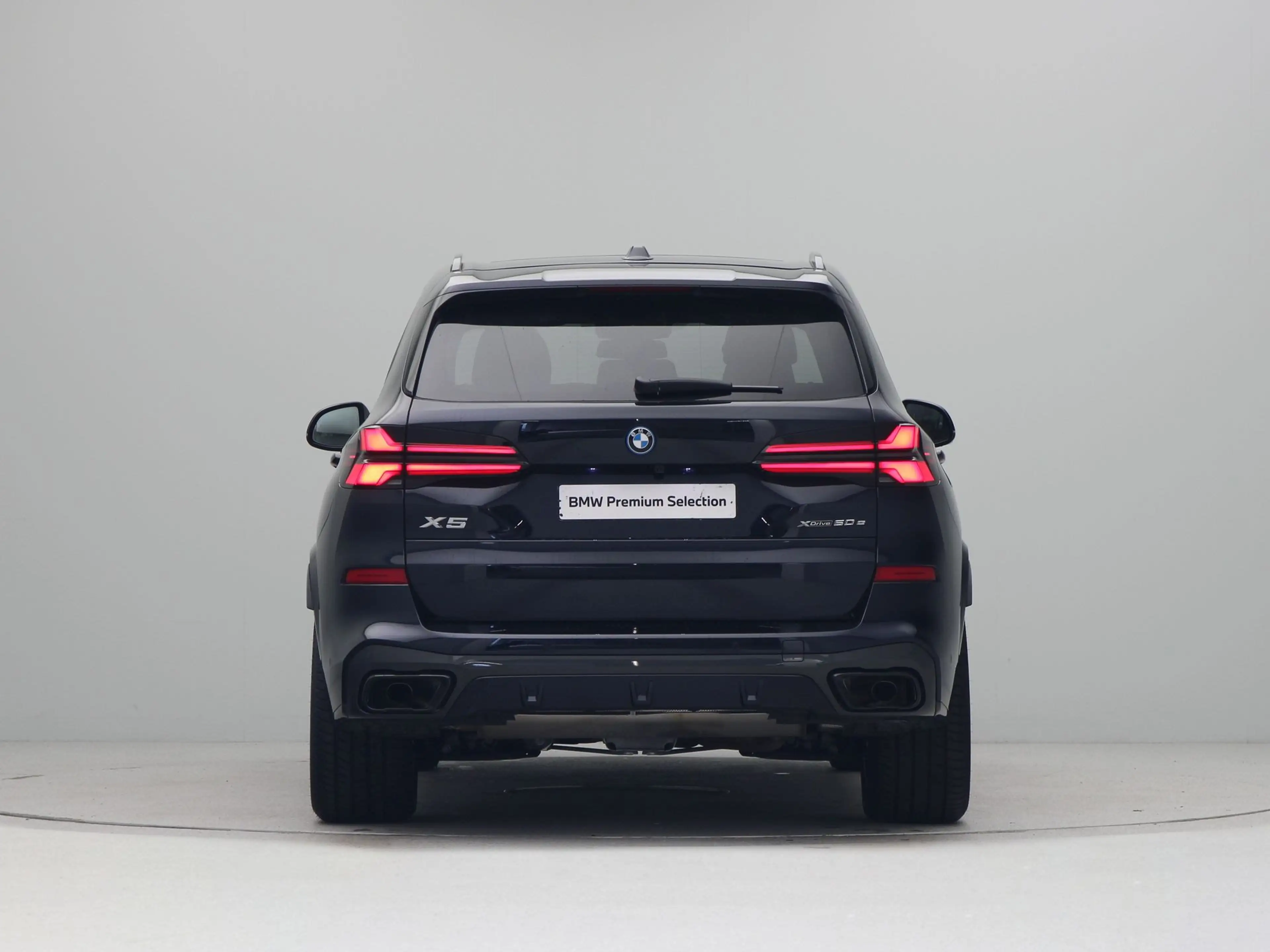 BMW X5 xDrive50e — photo 10