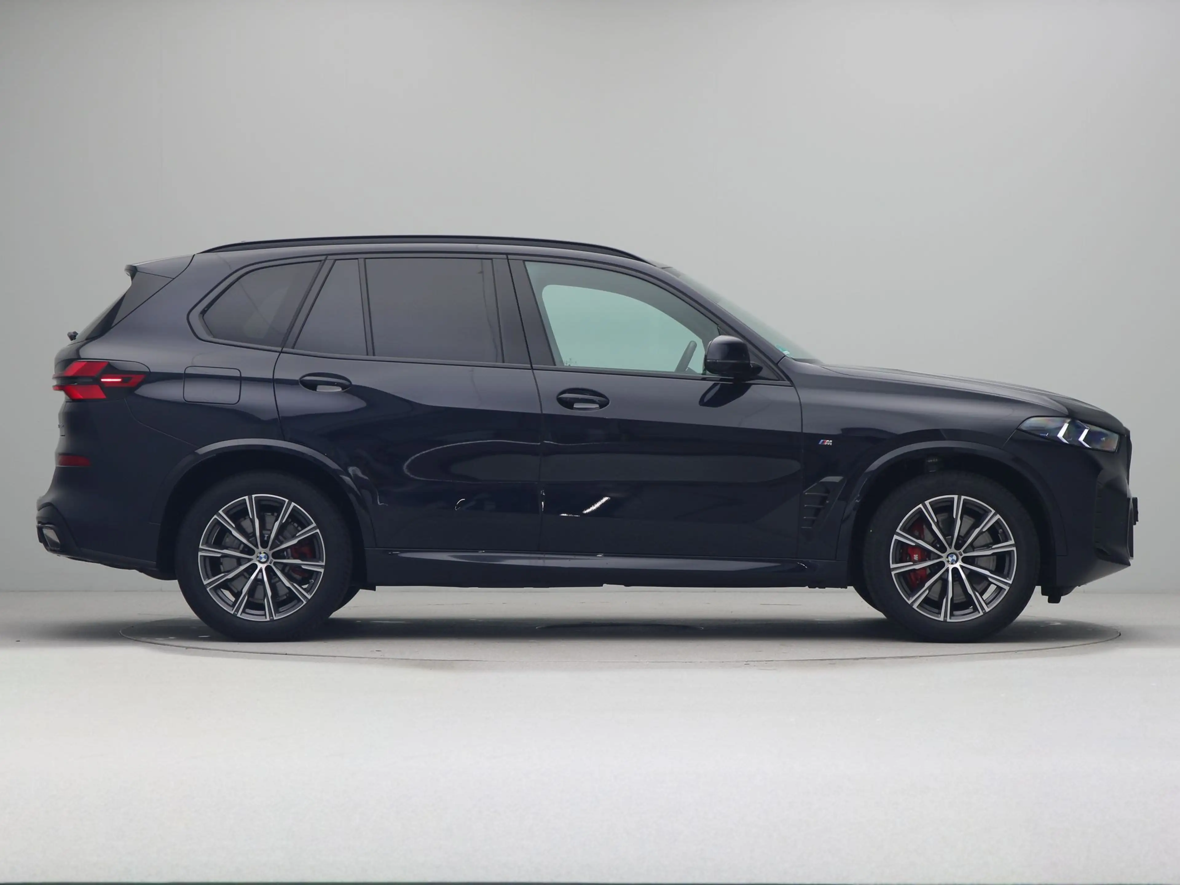 BMW X5 xDrive50e — photo 8