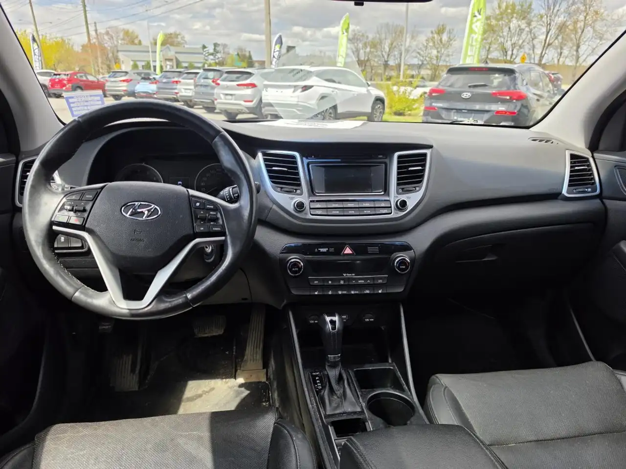 Hyundai TUCSON снимка Hyundai TUCSON