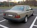 Mercedes-Benz 250 250 D Ds. W124 Бежевый  - thumbnail 3