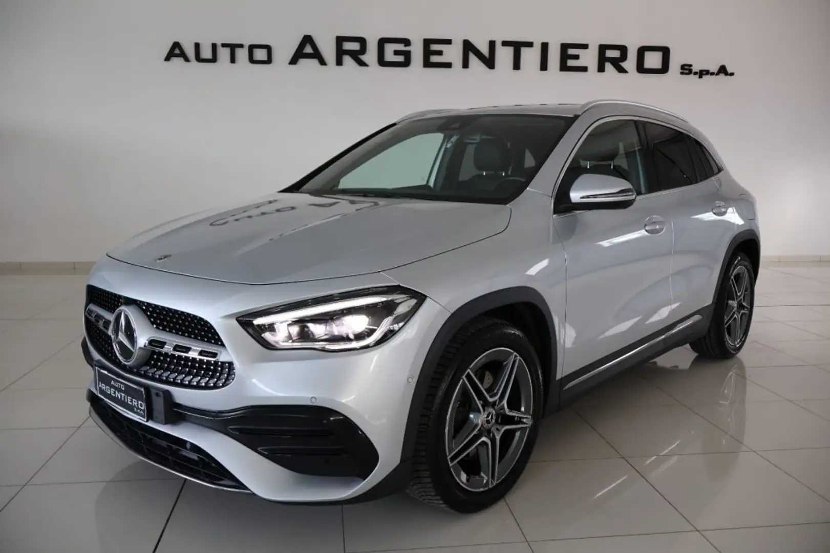 Mercedes-Benz GLA 220 d Automatic 4Matic Premium soli 48.046 km!!!! Argento - 1