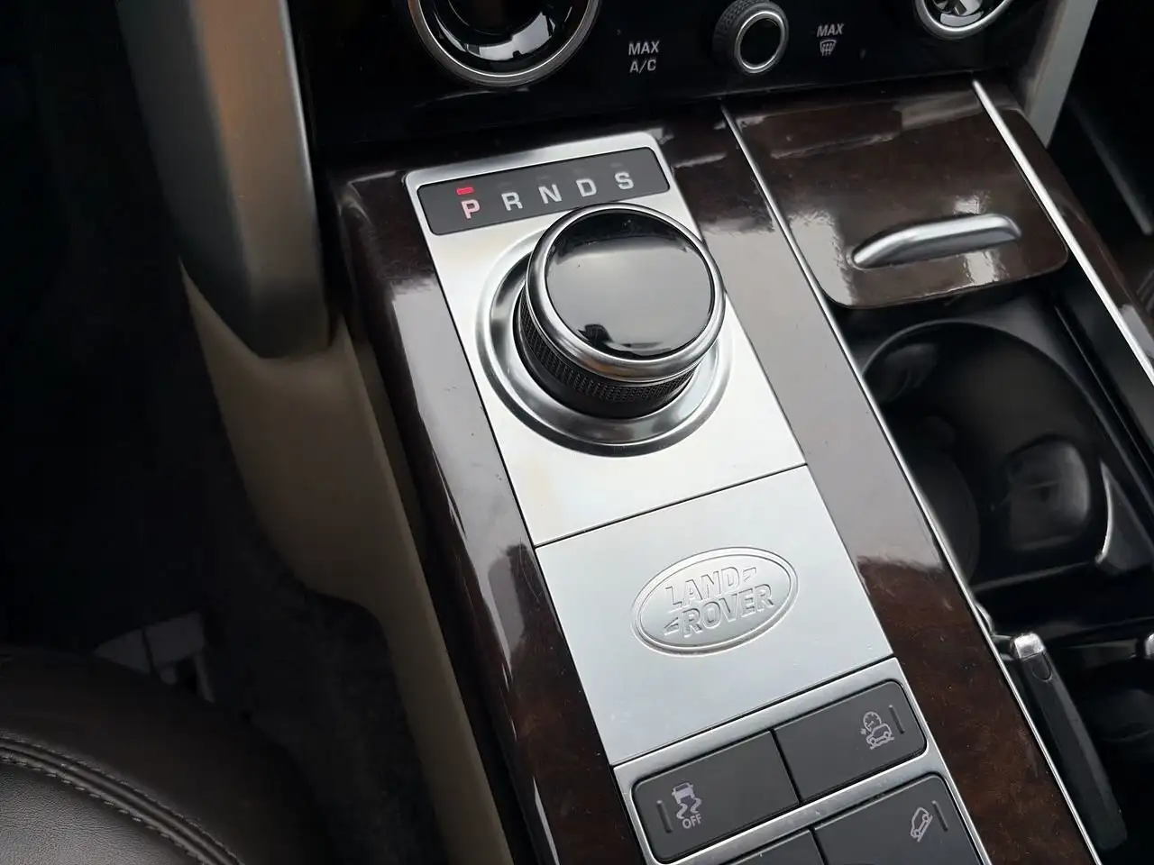 Land Rover Range Rover снимка Land Rover Range Rover