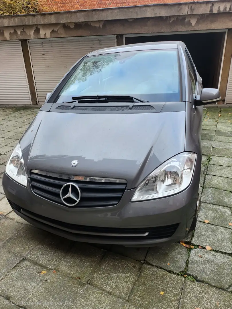 Mercedes-Benz A 180 BlueEFFICIENCY Classic Szürke - 2