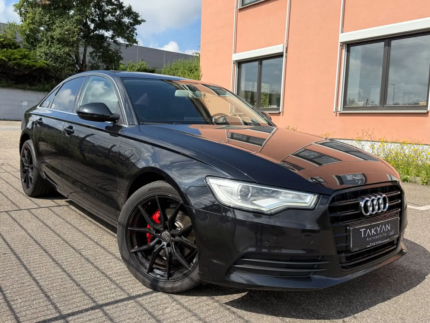 Audi A6 Lim. 3.0 TDI / Klimaaut. /  NAVI / XENON Negru - 1