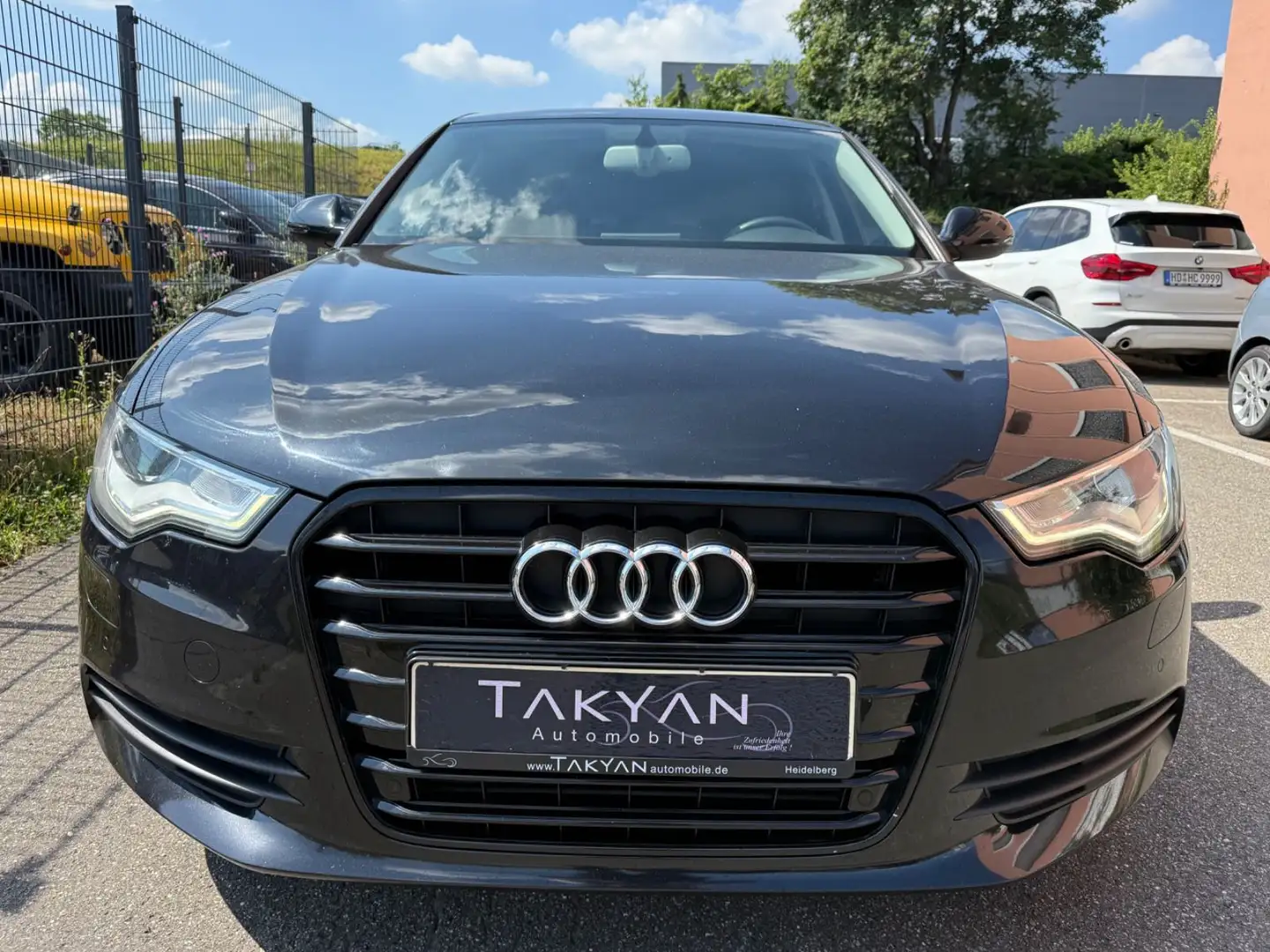 Audi A6 Lim. 3.0 TDI / Klimaaut. /  NAVI / XENON Schwarz - 2