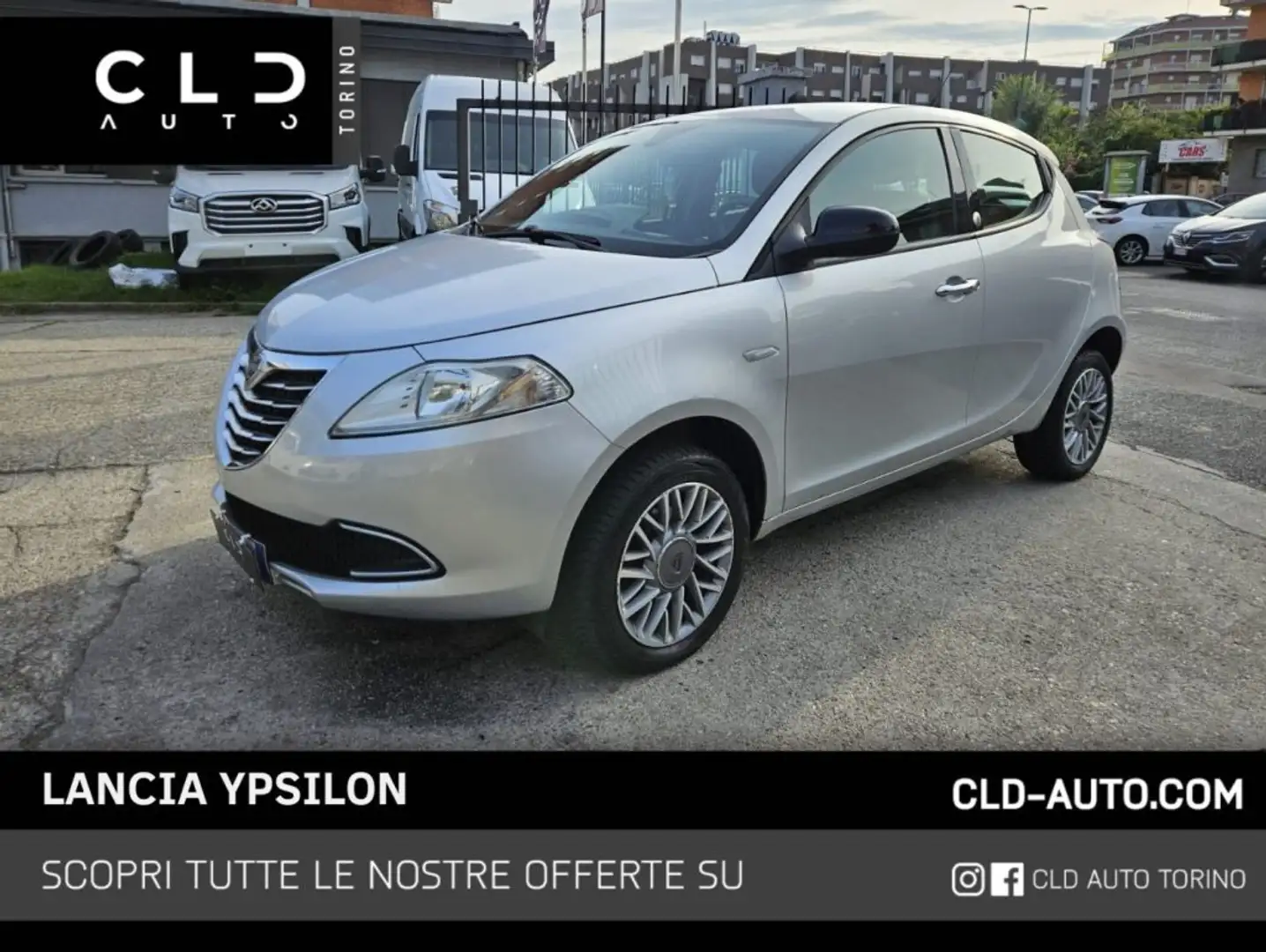 Lancia Ypsilon 0.9 TwinAir 85 CV 5 porte Metano Ecochic Grigio - 1