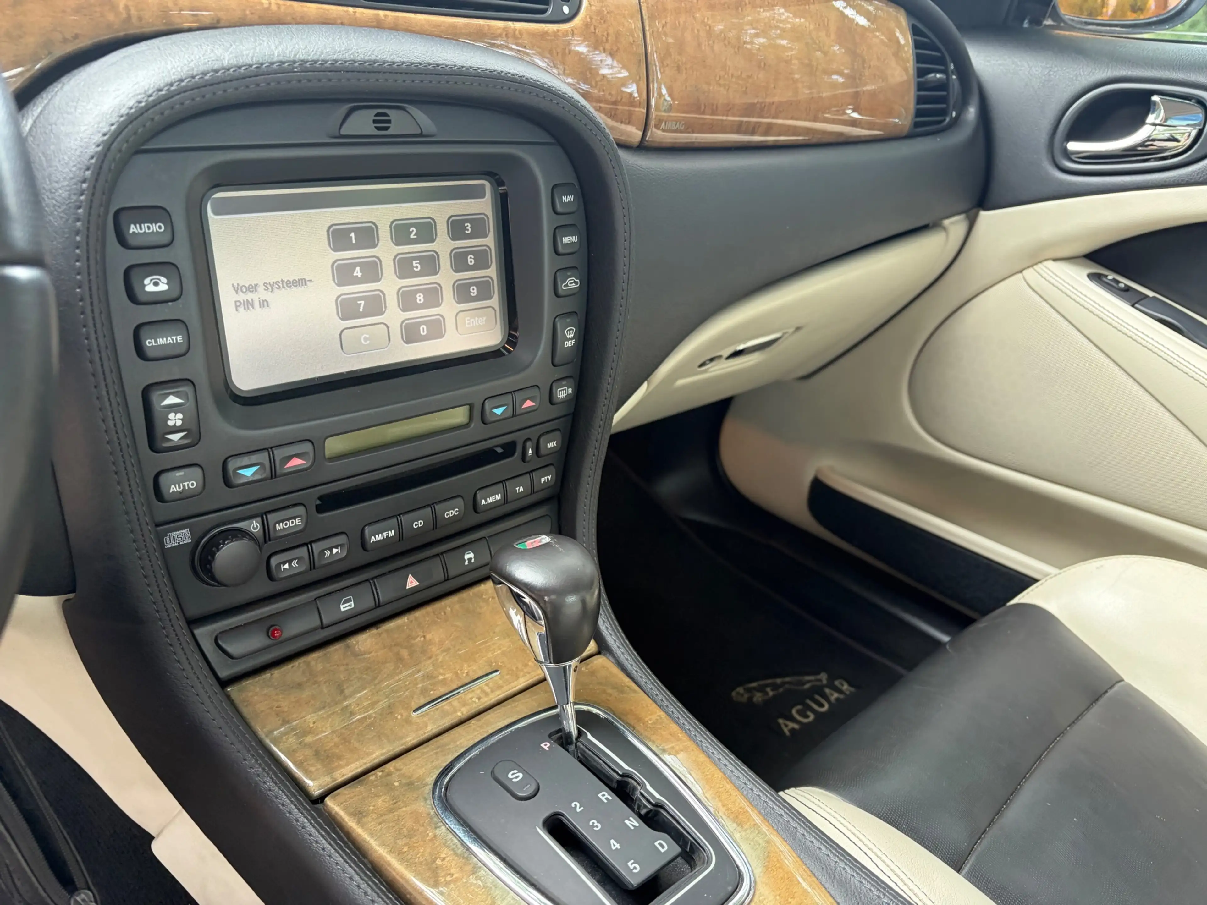Jaguar S-Type 4.2 V8 R S/C — photo 5