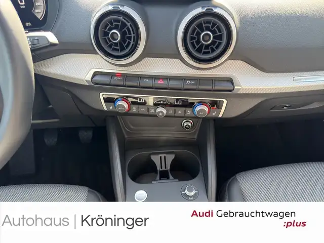 Audi Q2 view 14
