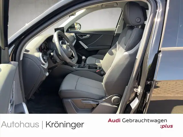 Audi Q2 view 7