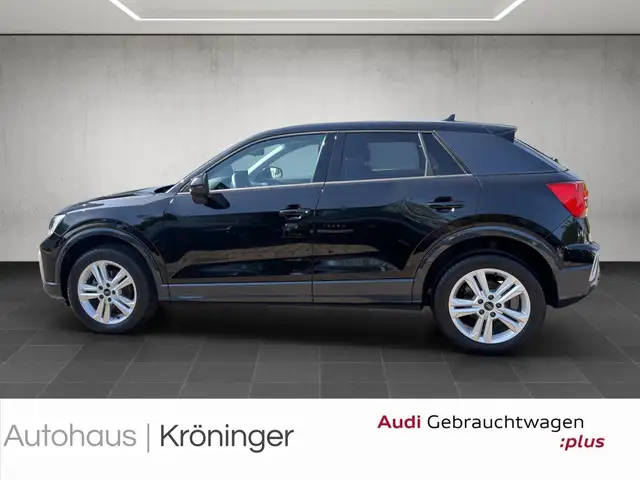 Audi Q2 view 3