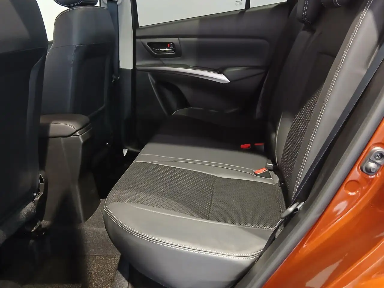 Suzuki SX4 S-Cross Comfort + Allgrip AHK Pano ACC 360 Grad, миниатюра 13